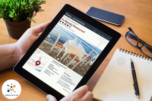 professionnel qui inscrit son site dans des annuaires web pour booster son référencement seo
